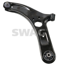 33 10 7262 Řídicí páka, zavěšení kol SWAG