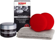 02112000 SONAX 02112000 Nejkvalitnější tvrdý vosk, který můžete laku svého vozu dopřát. SONAX